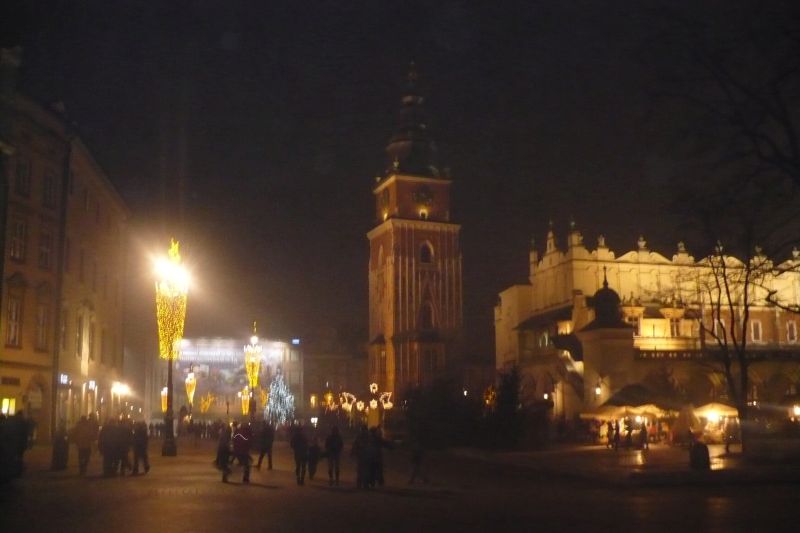 Rynek w Krakowie nocą